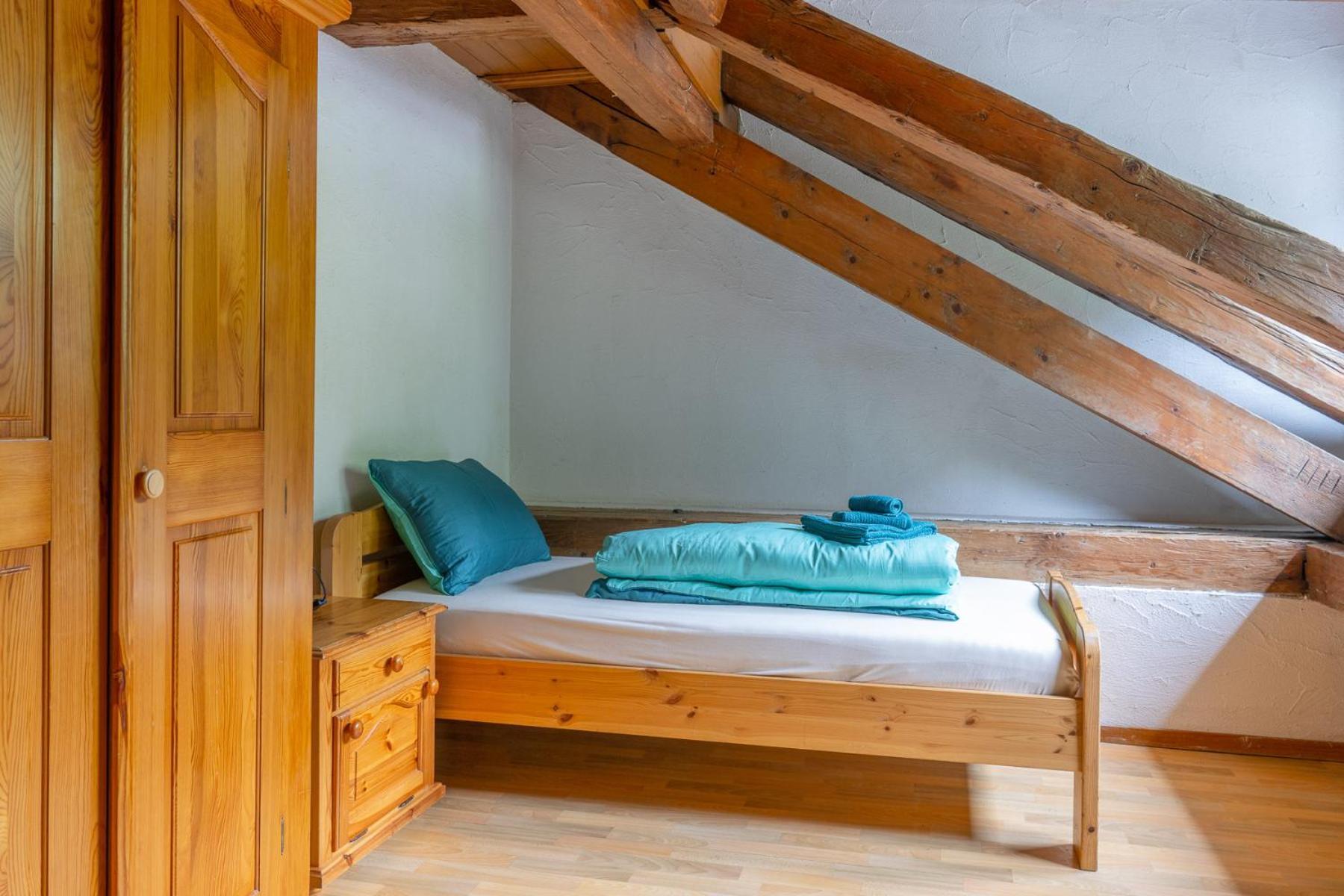 Chrona Bed & Breakfast Jenaz Cameră foto